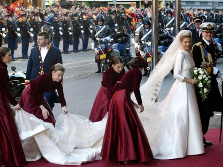 Как в сказке: самые пышные королевские свадьбы