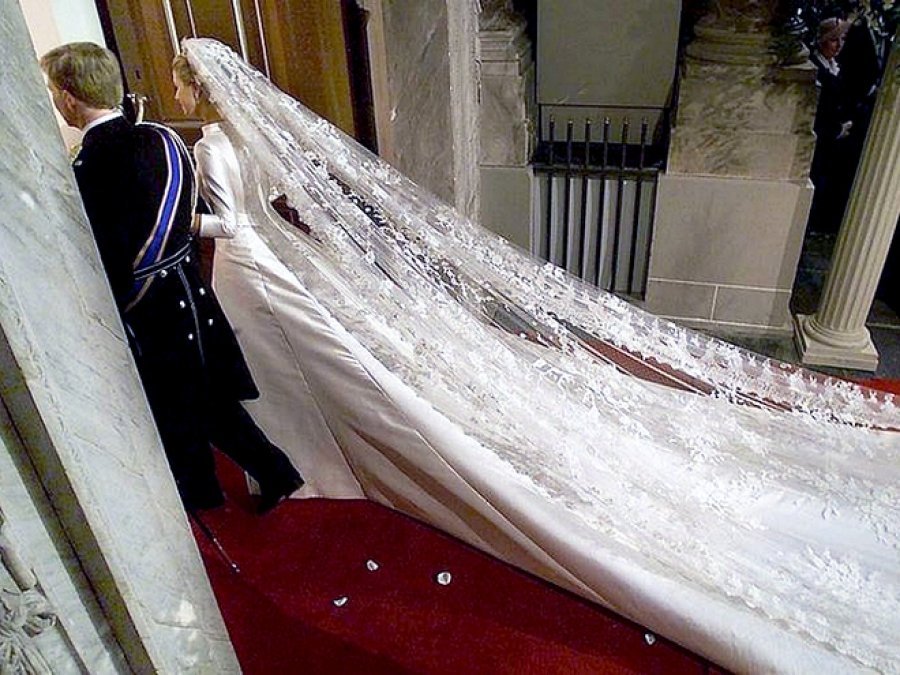 Как в сказке: самые пышные королевские свадьбы