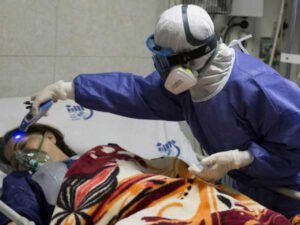 Ирина Шейк показала свое фото в 14 лет, удивив фанатов