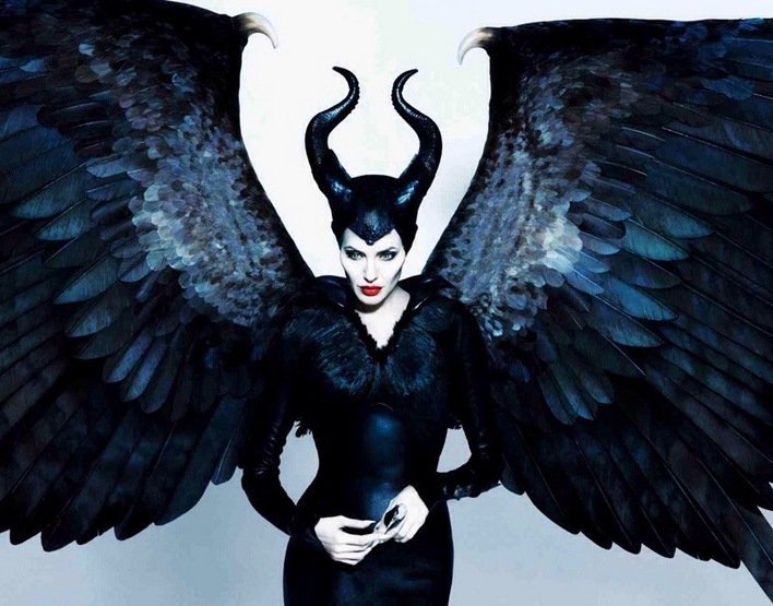 10 самых сексуальных кинозлодеек