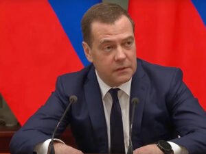 Вор в законе напал на тюремщика из-за отказа в прогулке на зоне