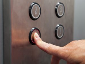 Чемпионку ОИ-2018 Загитову затравили за фото Путина на кухне