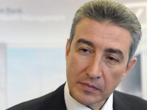 Понарошку скрыла возвращение из отпуска в РФ из-за COVID-19