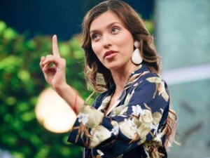 Регина Тодоренко после скандала на Ютуб потеряла 19 млн