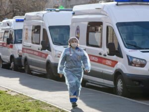 Ученые Сингапура рассчитали, когда в РФ закончится пандемия 