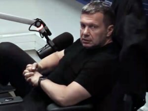 Заразившая COVID-19 личного водителя с семьей Бабкина вышла на связь