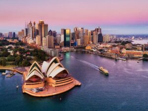 Телевизионные целители из 90-х: как сложилась судьба знаменитых 