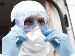 Харламов рассмешил Сеть версиями происхождения COVID-19