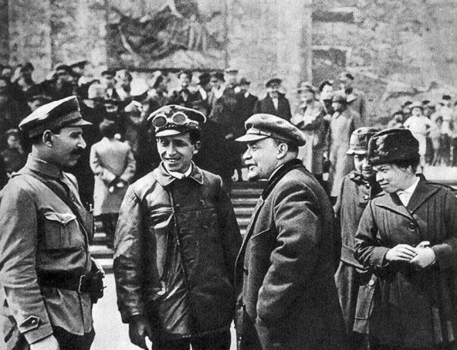 Самые известные мифы и легенды революции 1917 года