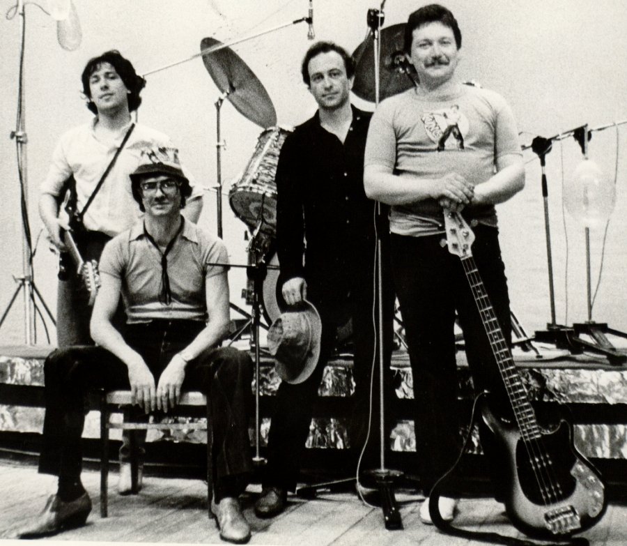 Как выглядели советские и российские рок-звезды на заре популярности