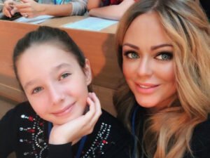 Юлия Началова с дочерью