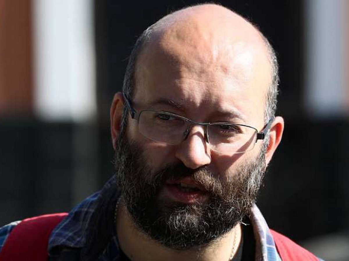 Журналиста Илью Азара арестовали за одиночный пикет