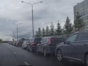 Парковка больницы в Коммунарке