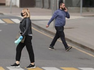 Собянин разрешил прогулки по графику в Москве