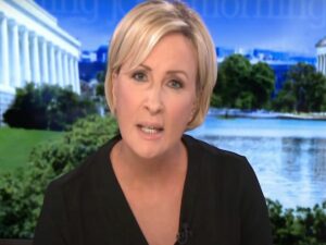 Американская телеведущая назвала Трампа «больным» в прямом эфире