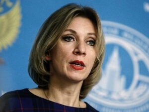 Скандал с Навальным привел к травле Марии Захаровой из МИД РФ