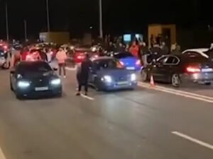 Стритрейсеры устроили нелегальные гонки в Новой Москве