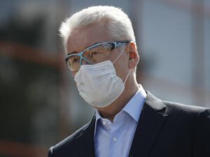 Собянин пообещал сохранить ограничения до появления вакцины