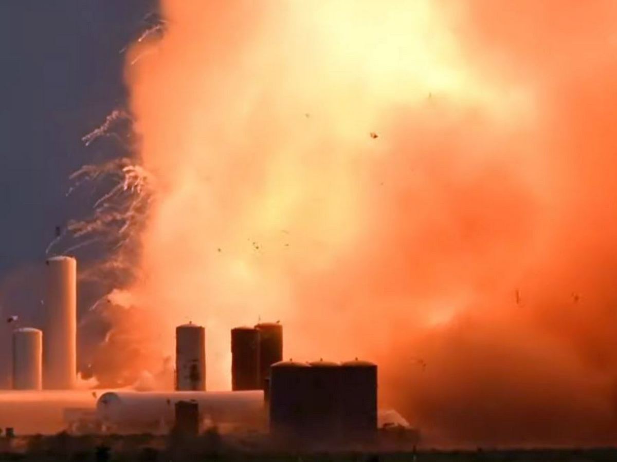 Видео взрыва корабля Илона Маска