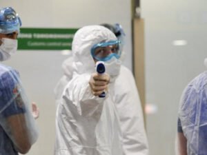 Число зараженных в Росии превысило 130 000 человек