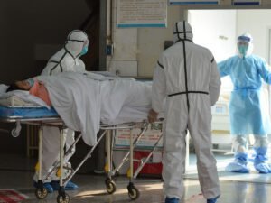 Эпидемиолог оценил вторую волну коронавируса