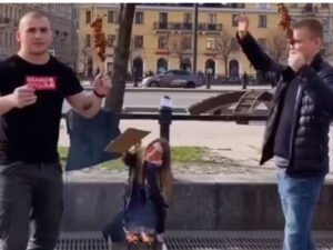 Граймс и Илон Маск назвали своего сына X Æ A-12