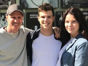 Верник с женой