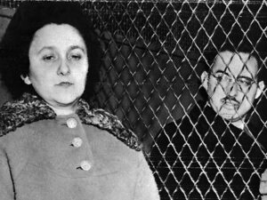 12 знаменитых фотомоделей в детстве