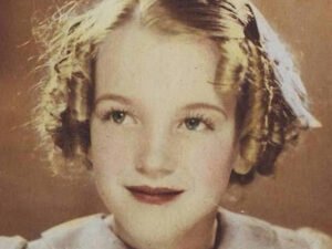 Редкие фото знаменитостей в быту и за кулисами 