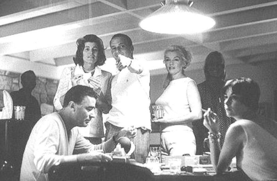 Друг мафии, ловелас и хулиган: Фрэнк Синатра