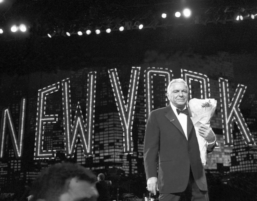 Друг мафии, ловелас и хулиган: Фрэнк Синатра