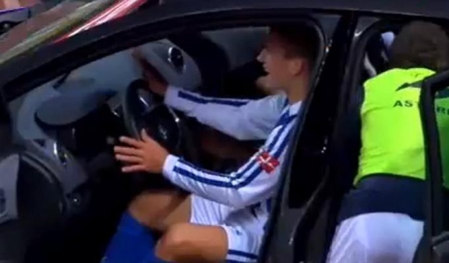 Футбольные конфузы: самые яркие празднования забитых голов