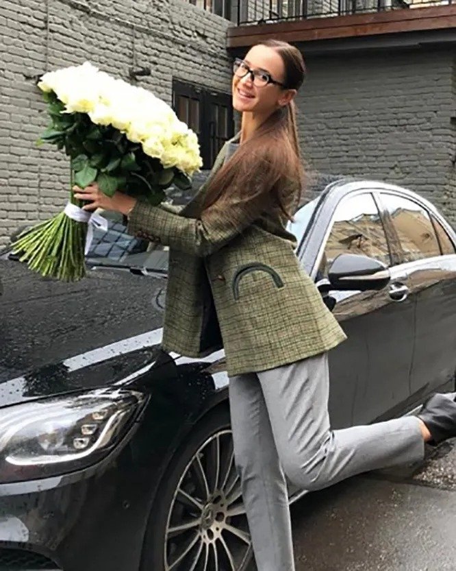 Тимати, Бузова и другие звезды, которые оскандалились с розыгрышами в Сети