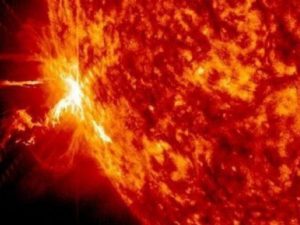 НАСА выпустила таймлапс вращения Солнца в течение 10 лет