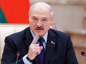 Лукашенко распустил правительство