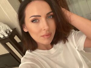 Алсу впервые показала фото маленького сына Рафаэля