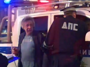 Пьяный Михаил Ефремов устроил аварию