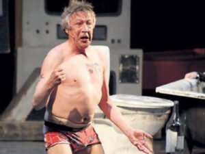 Посетители бара рассказали о поведении Ефремова