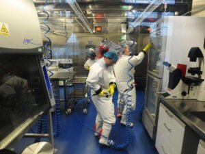 Лаборатория Ухань