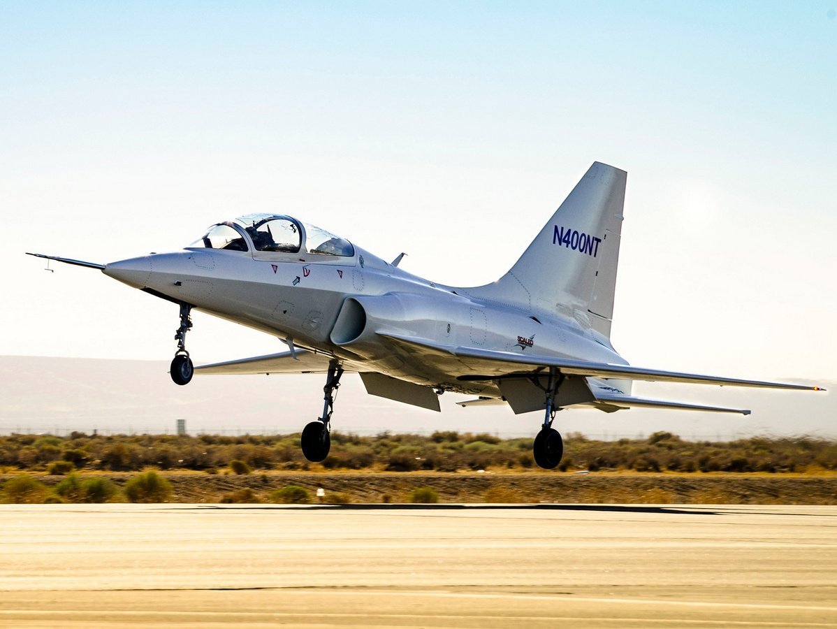 Самолет-невидимка попал на видео в пустыне Мохаве