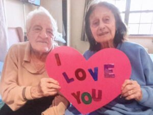 Пара умерла от коронавируса с разницей в две недели