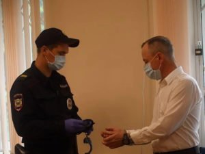 Шлепнувший школьницу учитель математики