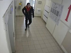 В Екатеринбурге Росгвардия убила мужчину, укравшего 4 рулона обоев