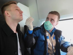 Названы скрытые симптомы коронавируса