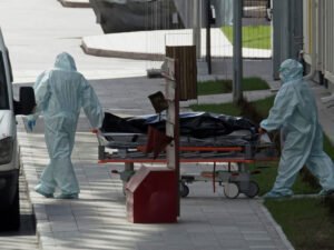 За сутки умерли 114 человек с COVID-19