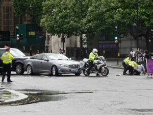 Автомобиль Бориса Джонсона попал в ДТП в Лондоне