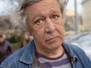 Михаил Ефремов отказался от алкоголя и вождения