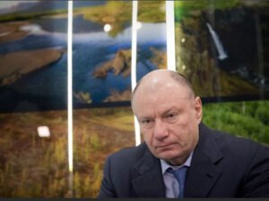 Потанин пообещал Путину полностью оплатить ликвидацию последствий ЧС в Норильске