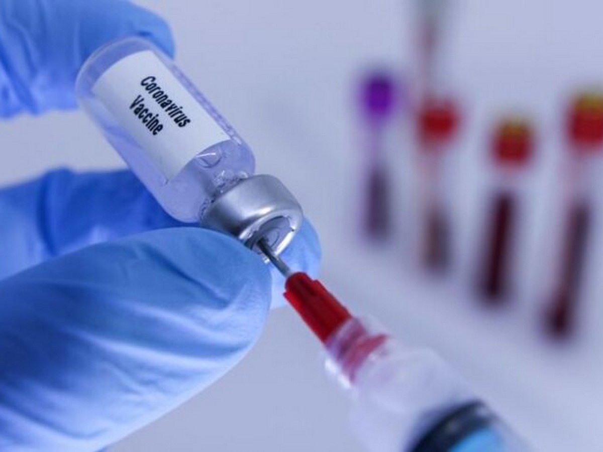 Вакцину от коронавируса испытывают в России