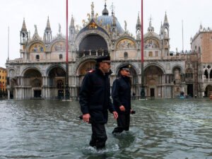 В Венеции зафиксировали аномальный приток воды